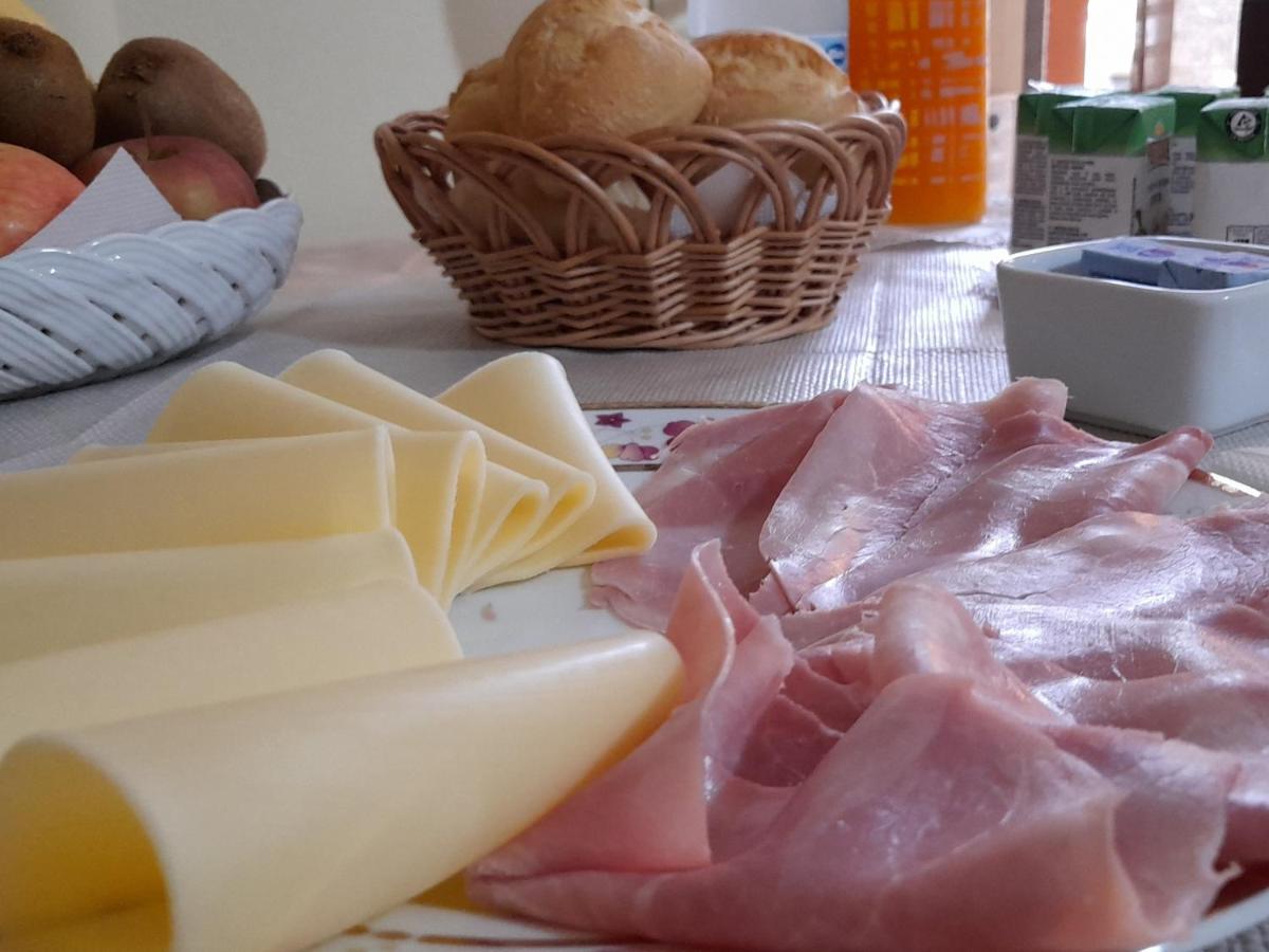 Su Fassoi Cabras Bed & Breakfast Luaran gambar
